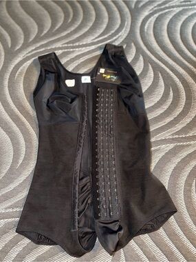 Black Front-Hook Shapewear Bodysuit
